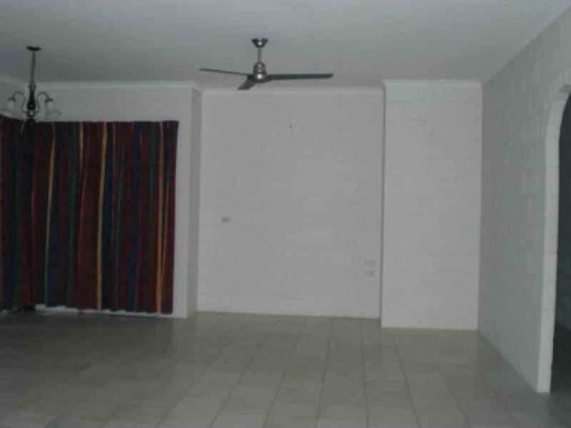 Bentley Park QLD 4869