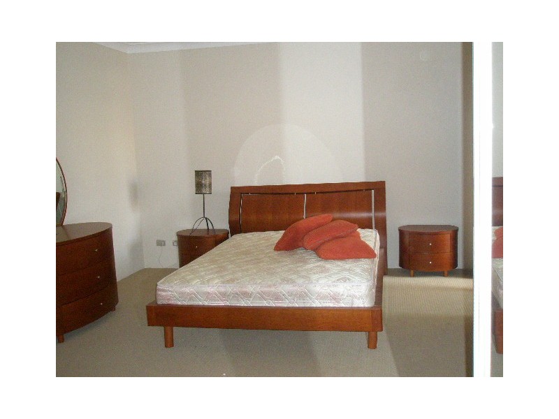 2  Amy Street, Regents Park NSW 2143