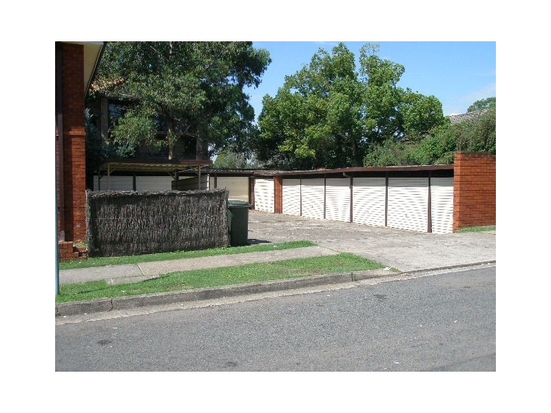 16 Calliope Street, Guildford NSW 2161