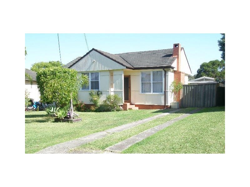 18 Smith Street, Regents Park NSW 2143
