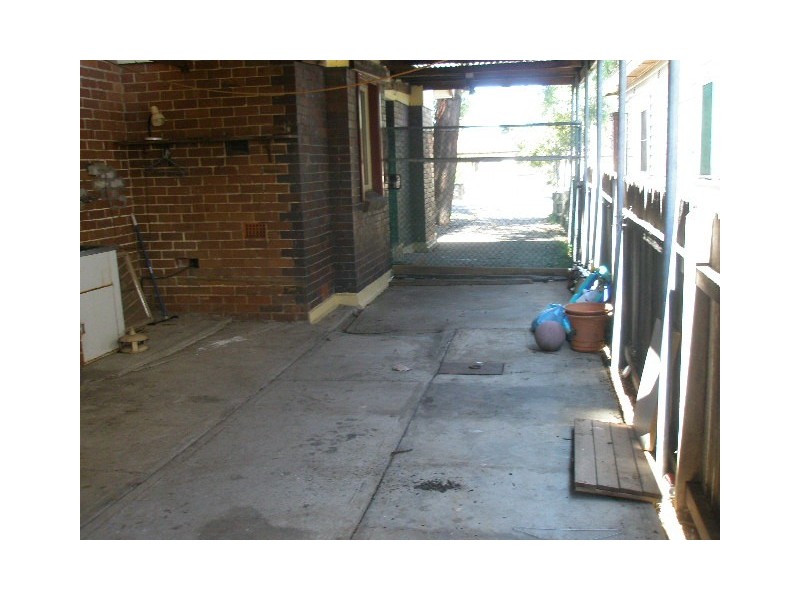 37 Amy Street, Regents Park NSW 2143