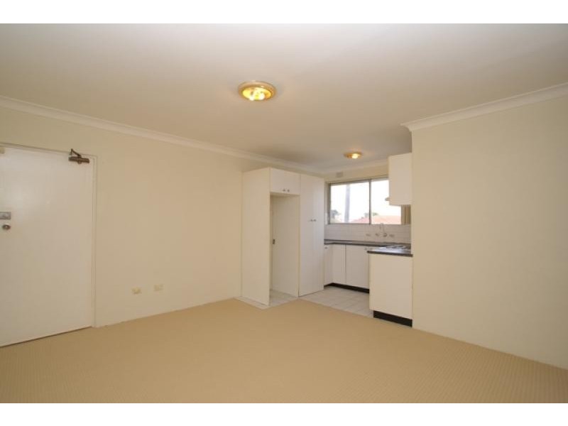 122 Harrow Road, Auburn NSW 2144