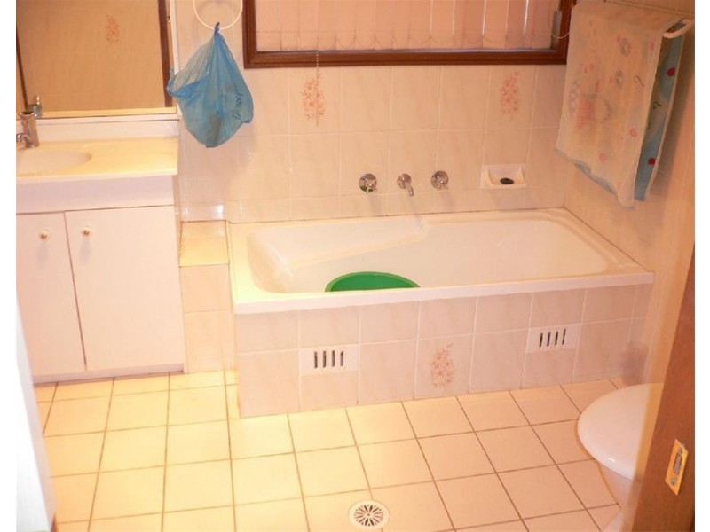 2 Proctor Parade, Sefton NSW 2162