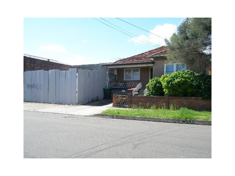 6 Belmore Road, Punchbowl NSW 2196