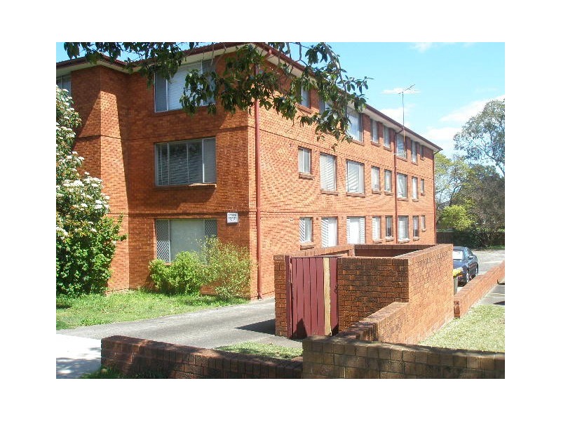 Level 1 90  Regent Street, Regents Park NSW 2143