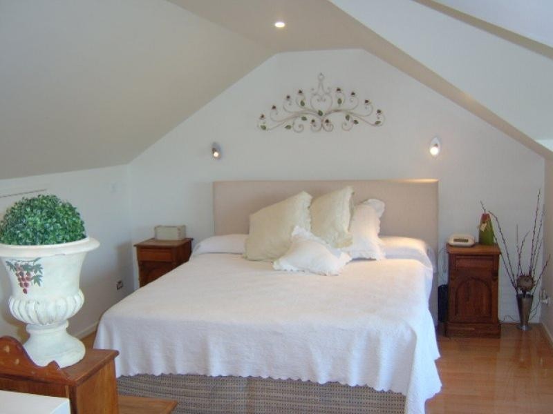 15 Jessica Gardens, St Ives NSW 2075