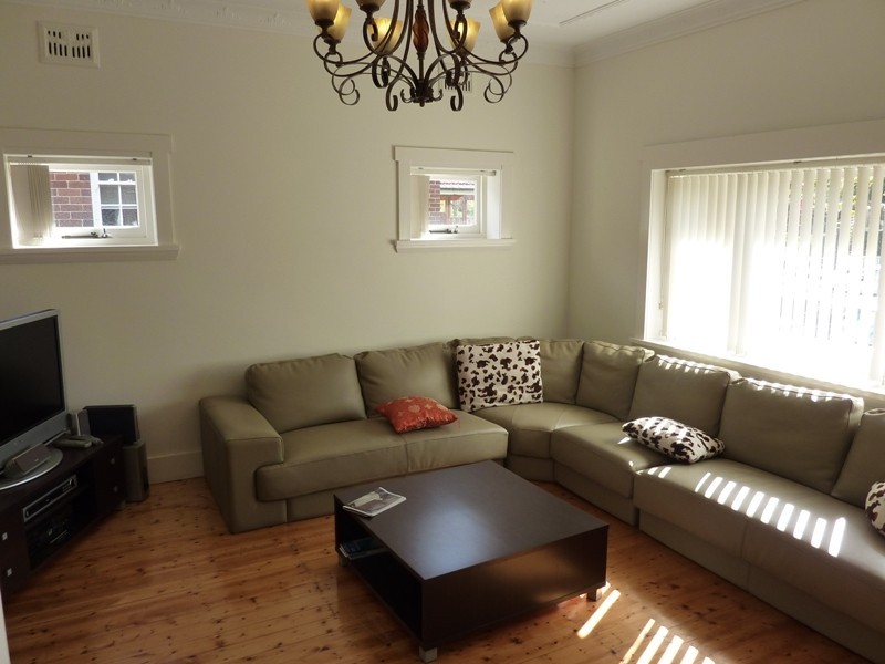 6 Gregory Street, Roseville NSW 2069