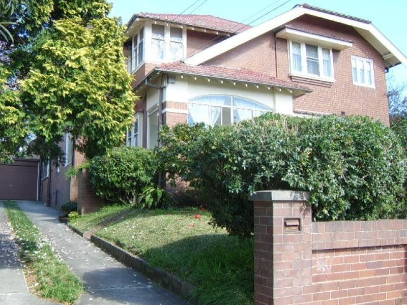 14A  Trafalgar Road, Roseville NSW 2069