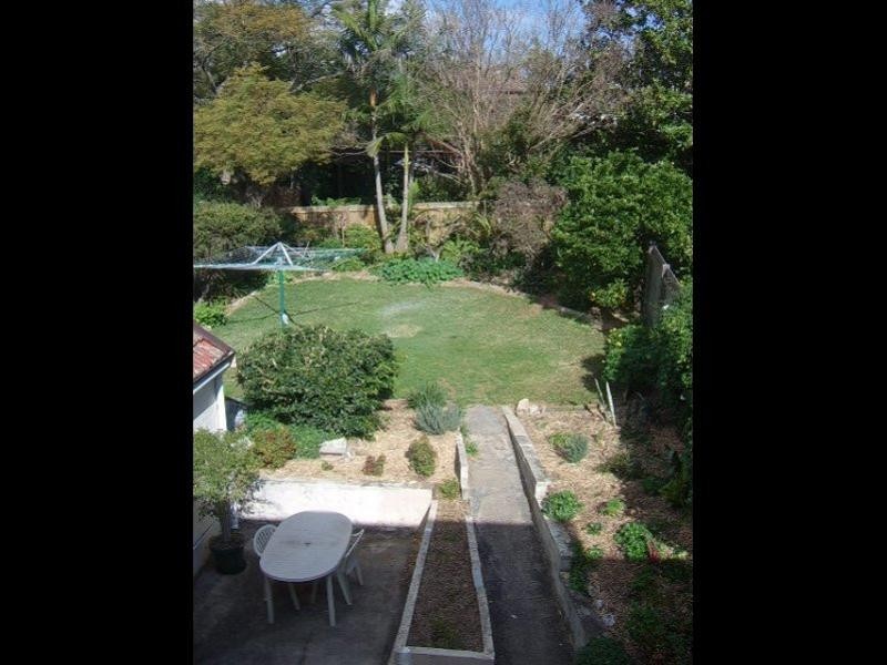 14A  Trafalgar Road, Roseville NSW 2069