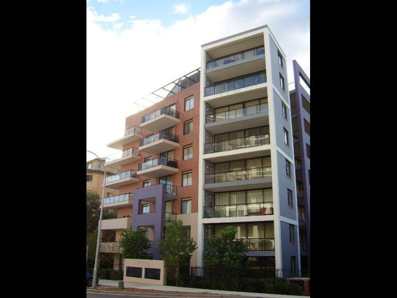 2104/32-36  Orara Street, Waitara NSW 2077