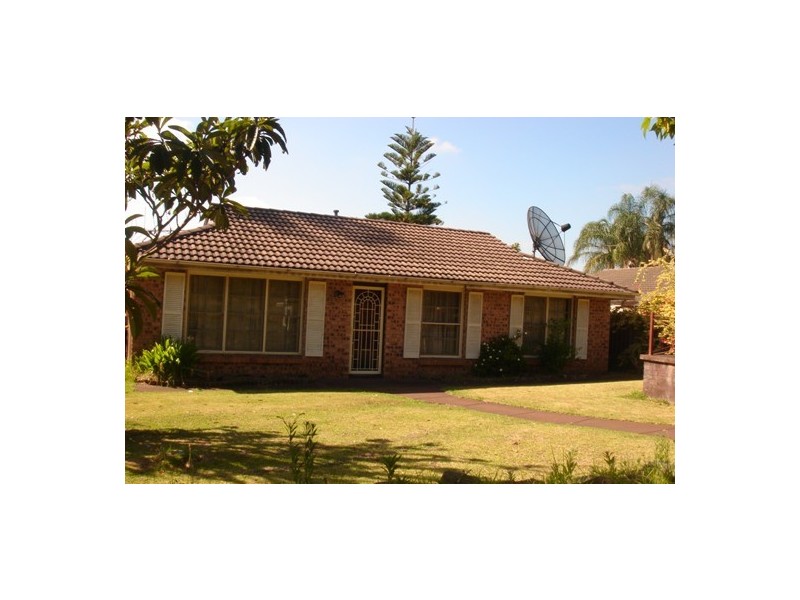 28 Hornet Street, Greenfield Park NSW 2176