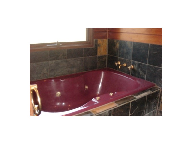 Greenfield Park NSW 2176