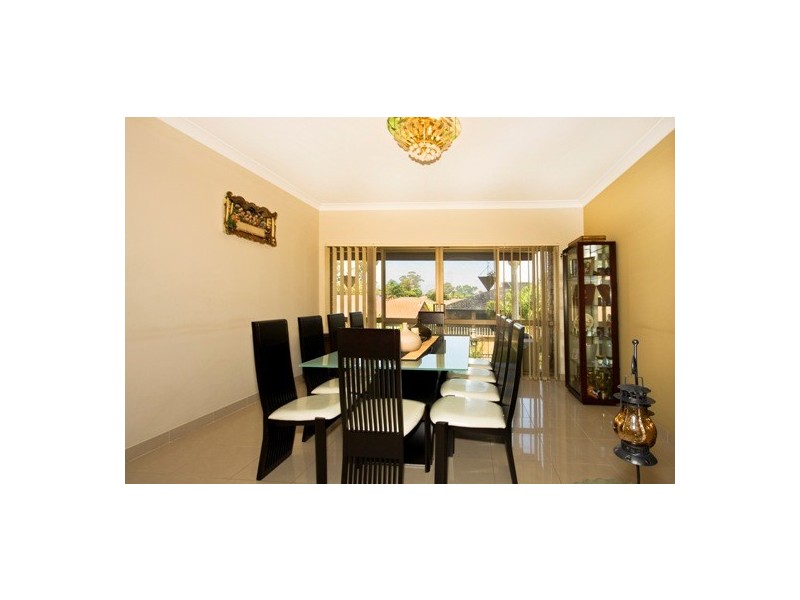 7 Webber Close, Prairiewood NSW 2176