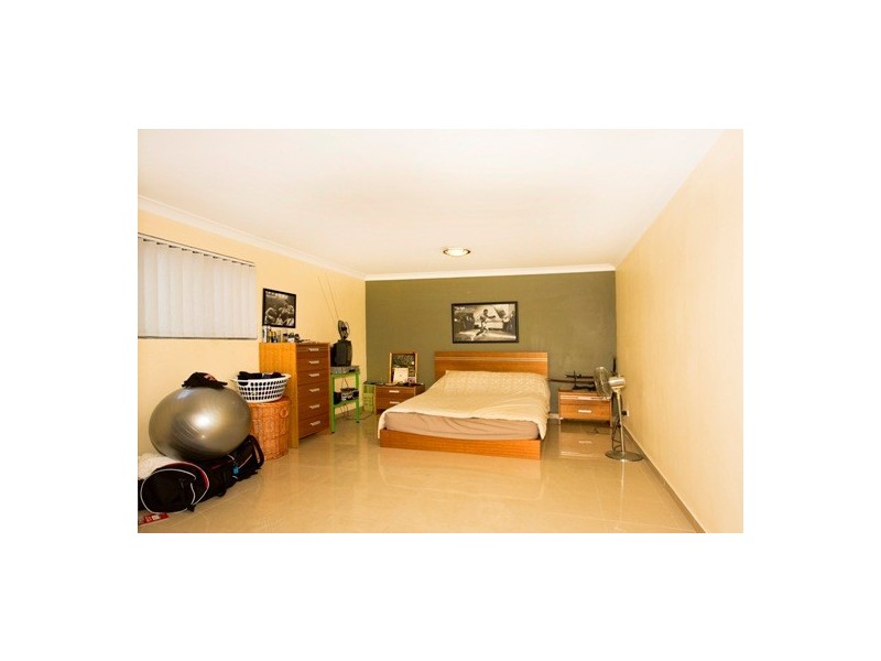 7 Webber Close, Prairiewood NSW 2176