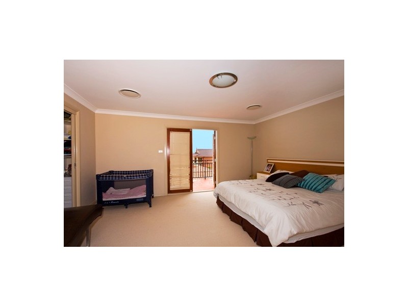 Edensor Park NSW 2176