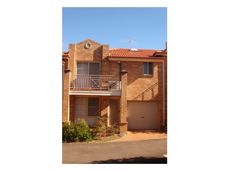 Fairfield West NSW 2165