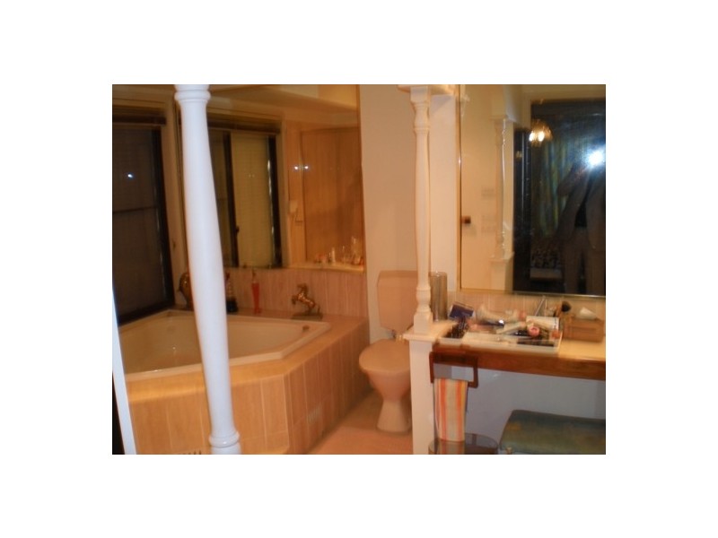 Greenfield Park NSW 2176