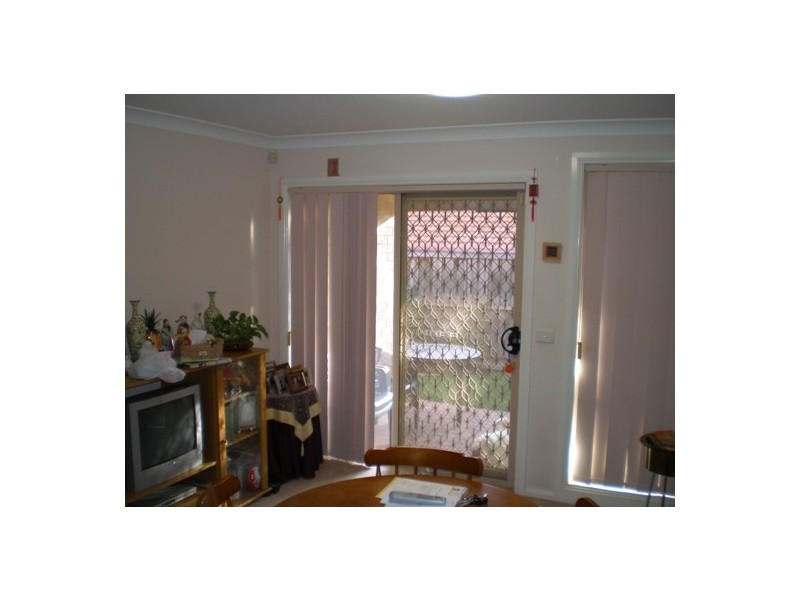 Fairfield West NSW 2165