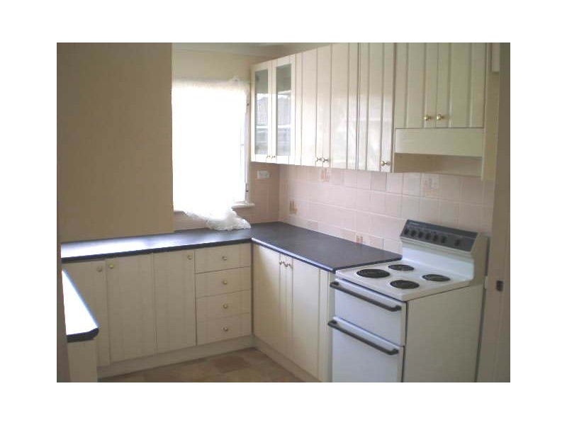 8 Rhondda Street, Smithfield NSW 2164