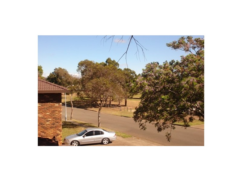 9 Tallowood Crescent, Bossley Park NSW 2176