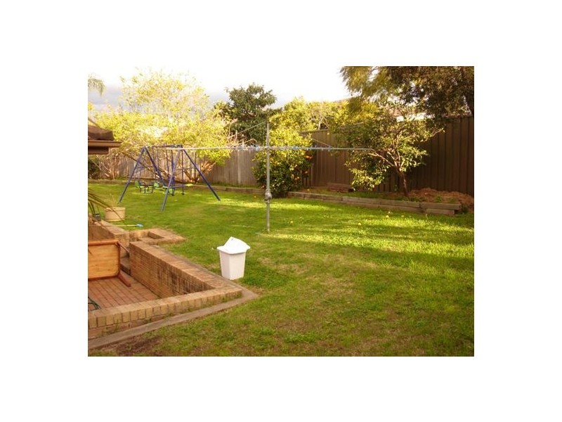 Edensor Park NSW 2176