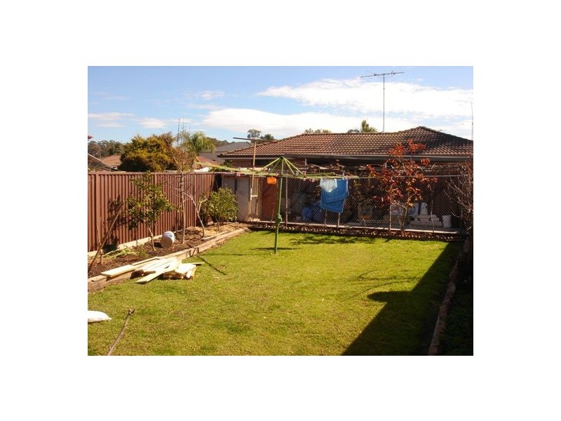 Greenfield Park NSW 2176