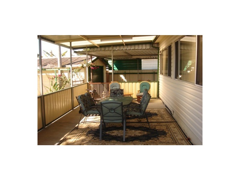 Fairfield West NSW 2165
