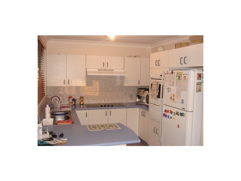 Edensor Park NSW 2176
