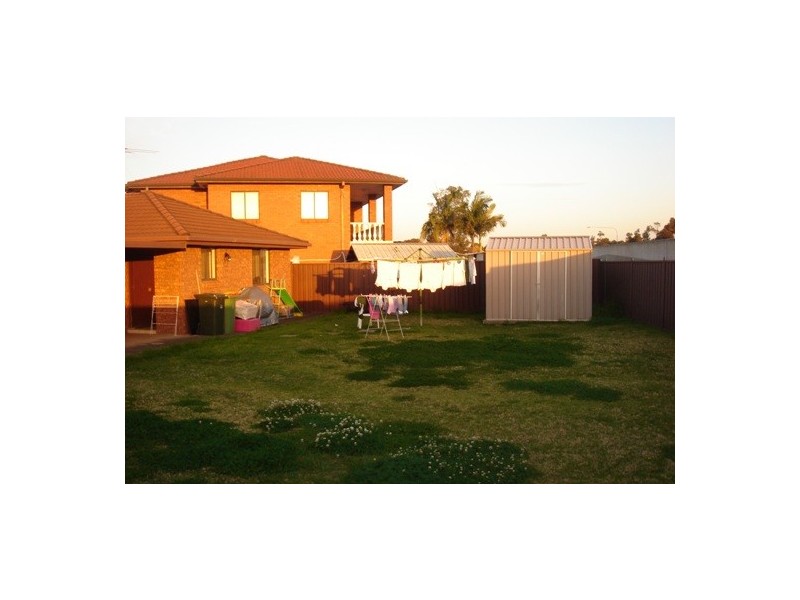 Edensor Park NSW 2176