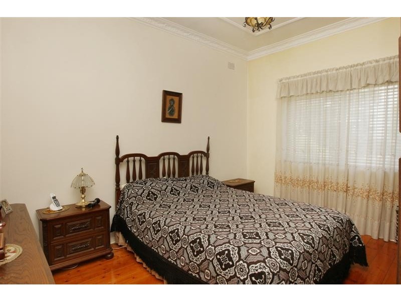 Strathfield South NSW 2136