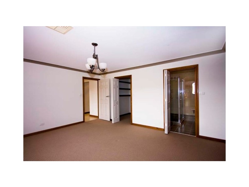 Bossley Park NSW 2176