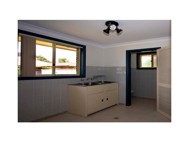 Bossley Park NSW 2176