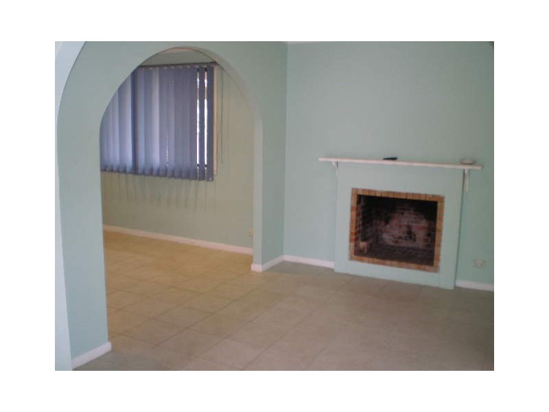 24  Longfellow Street, Wetherill Park NSW 2164