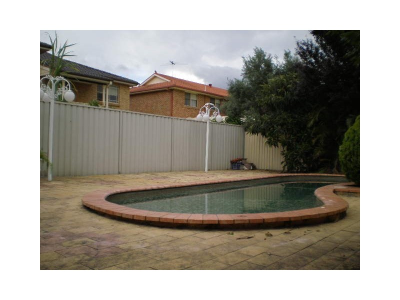 24  Longfellow Street, Wetherill Park NSW 2164