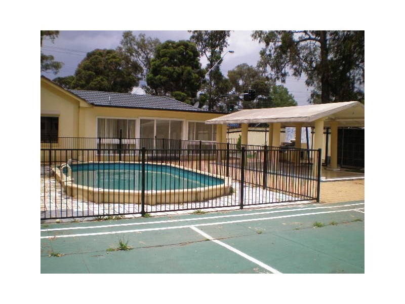 32  Hassall Street, Wetherill Park NSW 2164