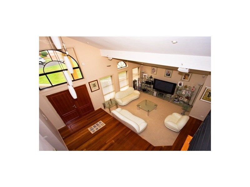 Edensor Park NSW 2176