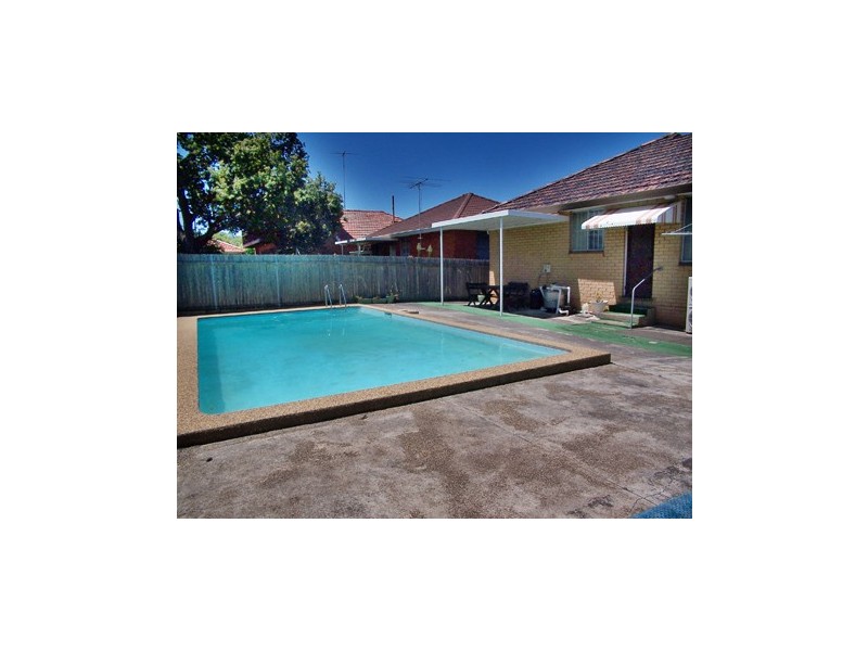 1 Florence Street, Hurlstone Park NSW 2193
