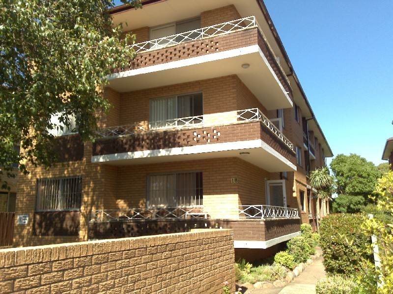 18 Chandos Street, Ashfield NSW 2131