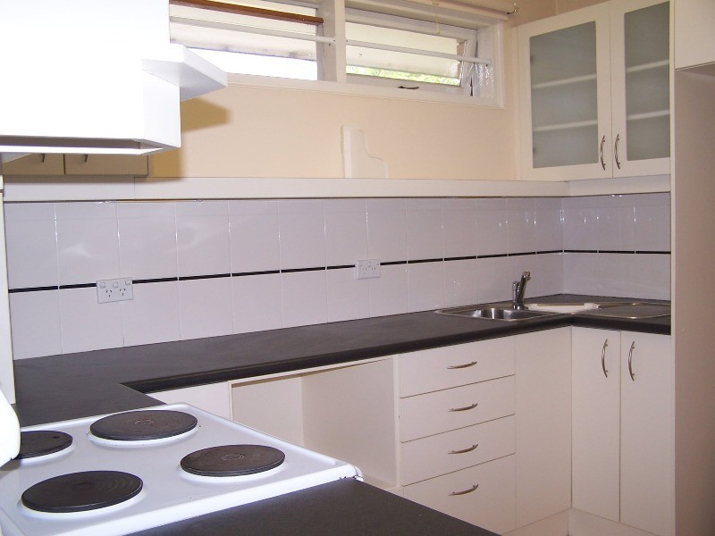 8 Brunswick Pde, Ashfield NSW 2131