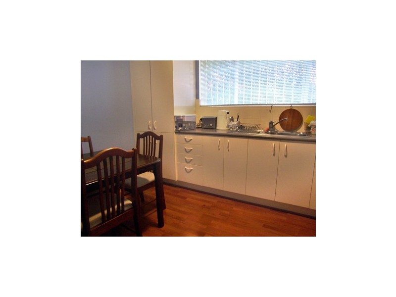 2/24 Chandos Street, Ashfield NSW 2131