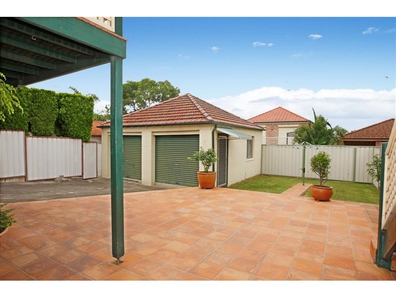 18 Mount Street, Hurlstone Park NSW 2193