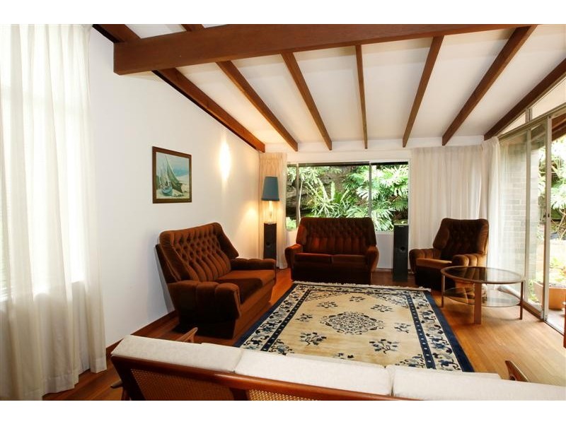 7 Pembrew Crescent, Earlwood NSW 2206