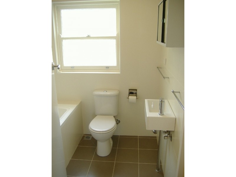 44a Grosvenor Cres, Summer Hill NSW 2130