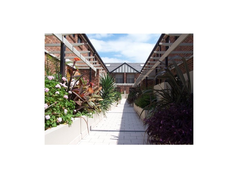 8/67 Pile Street, Marrickville NSW 2204