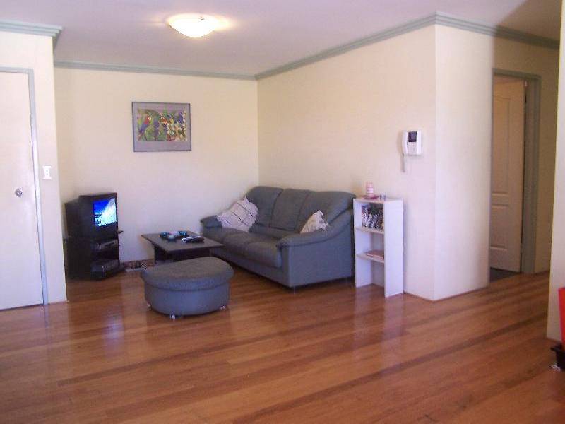 10/14a  Orpington Street, Ashfield NSW 2131