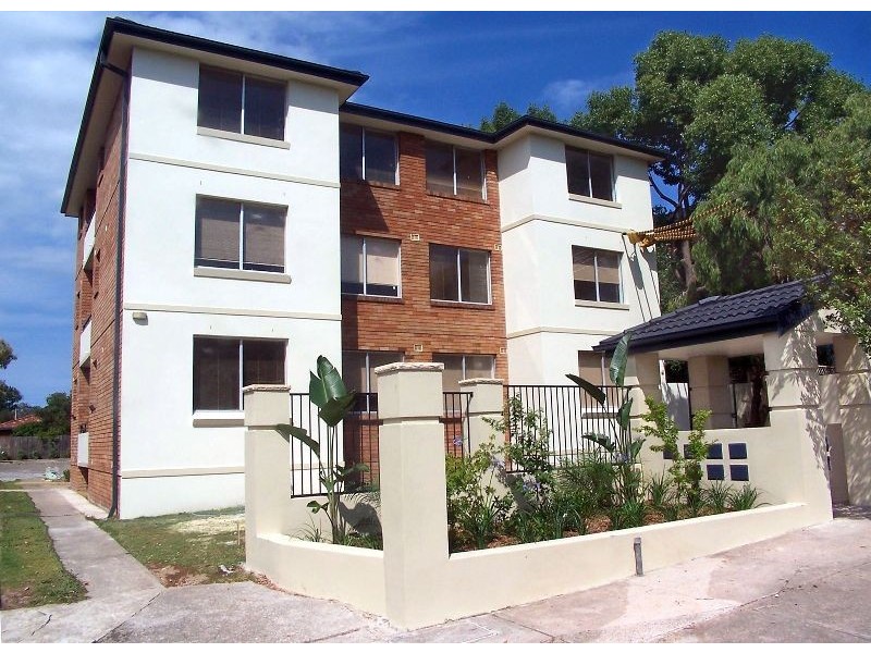 1/19  Church Street, Ashfield NSW 2131