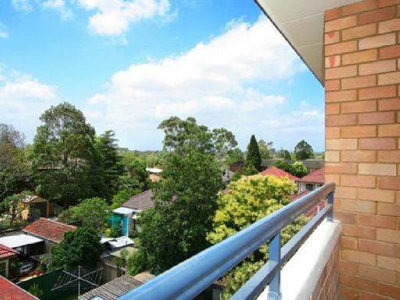 1/19  Church Street, Ashfield NSW 2131