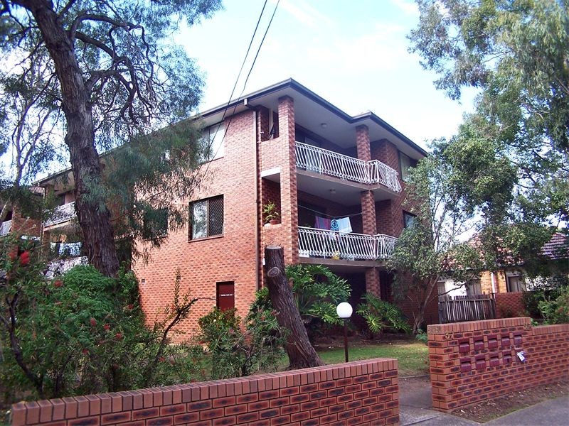 8/35  Sixth Avenue, Campsie NSW 2194