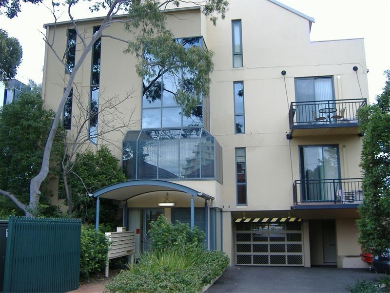 8  Cavill Avenue, Ashfield NSW 2131