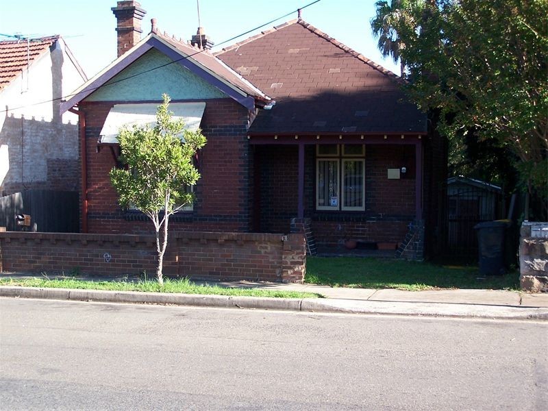 - Carlton Crescent, Summer Hill NSW 2130